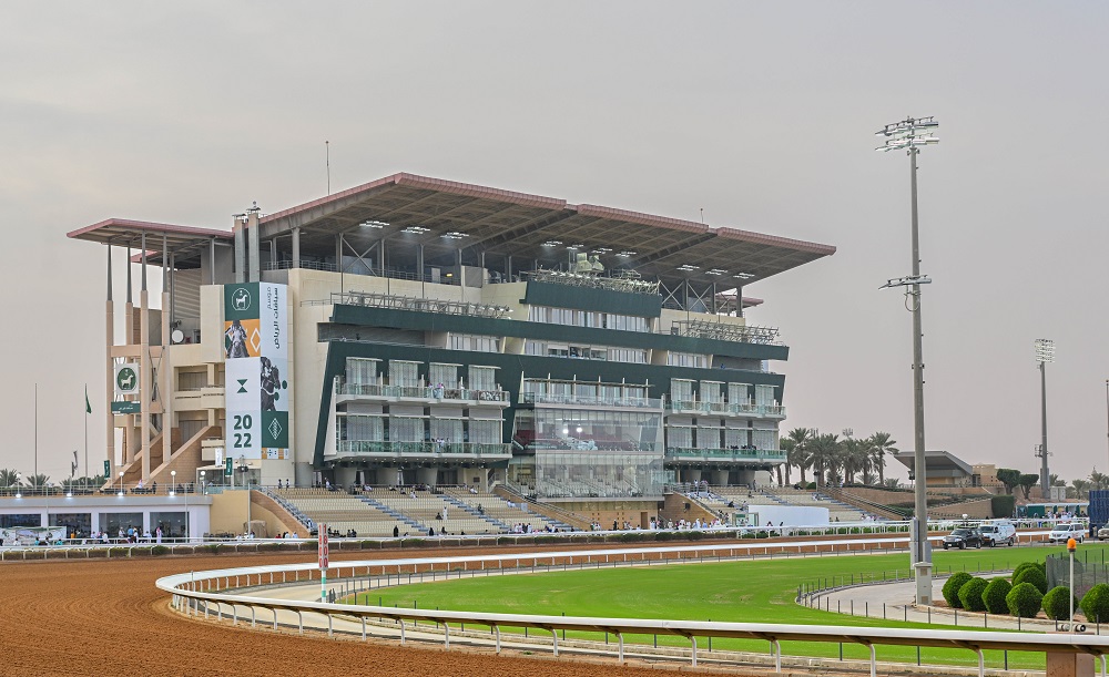 Track grandstand_web.jpg